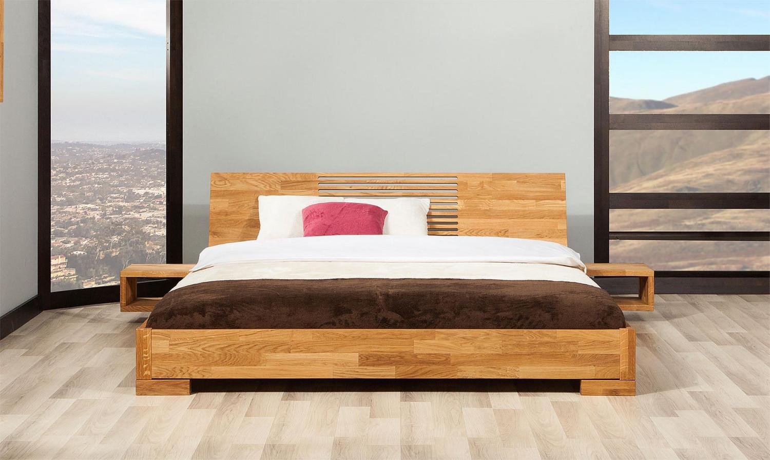 Bett Bento 11 aus Wildeiche massiv 200x200 cm mit Holzkopfteil und Holzbeinen Bild 1
