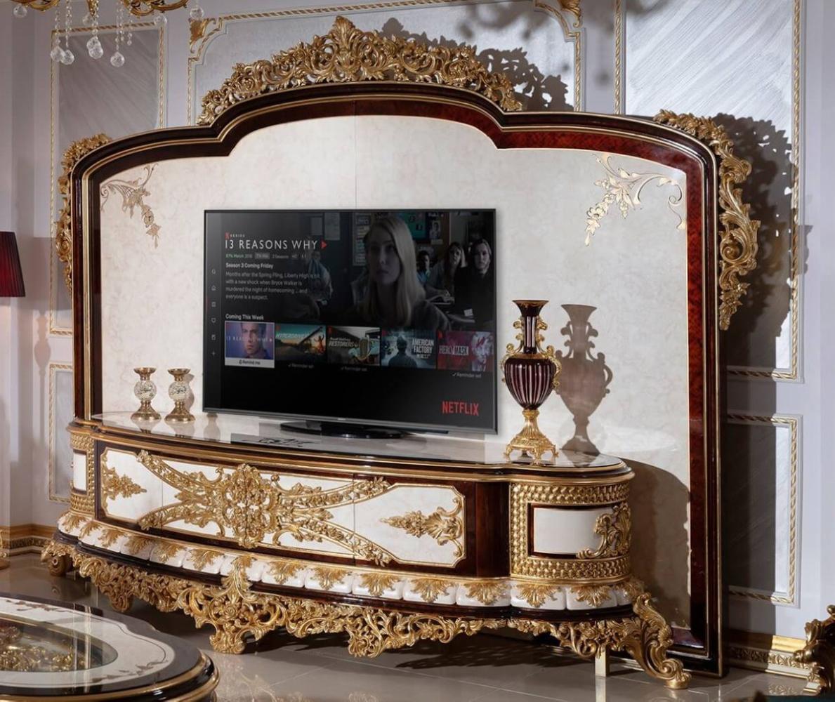 Casa Padrino Luxus Barock TV Schrank Weiß / Braun / Gold - Prunkvolles Wohnzimmer Sideboard mit Rückwand - Barock Wohnzimmer Möbel - Edel & Prunkvoll Bild 1
