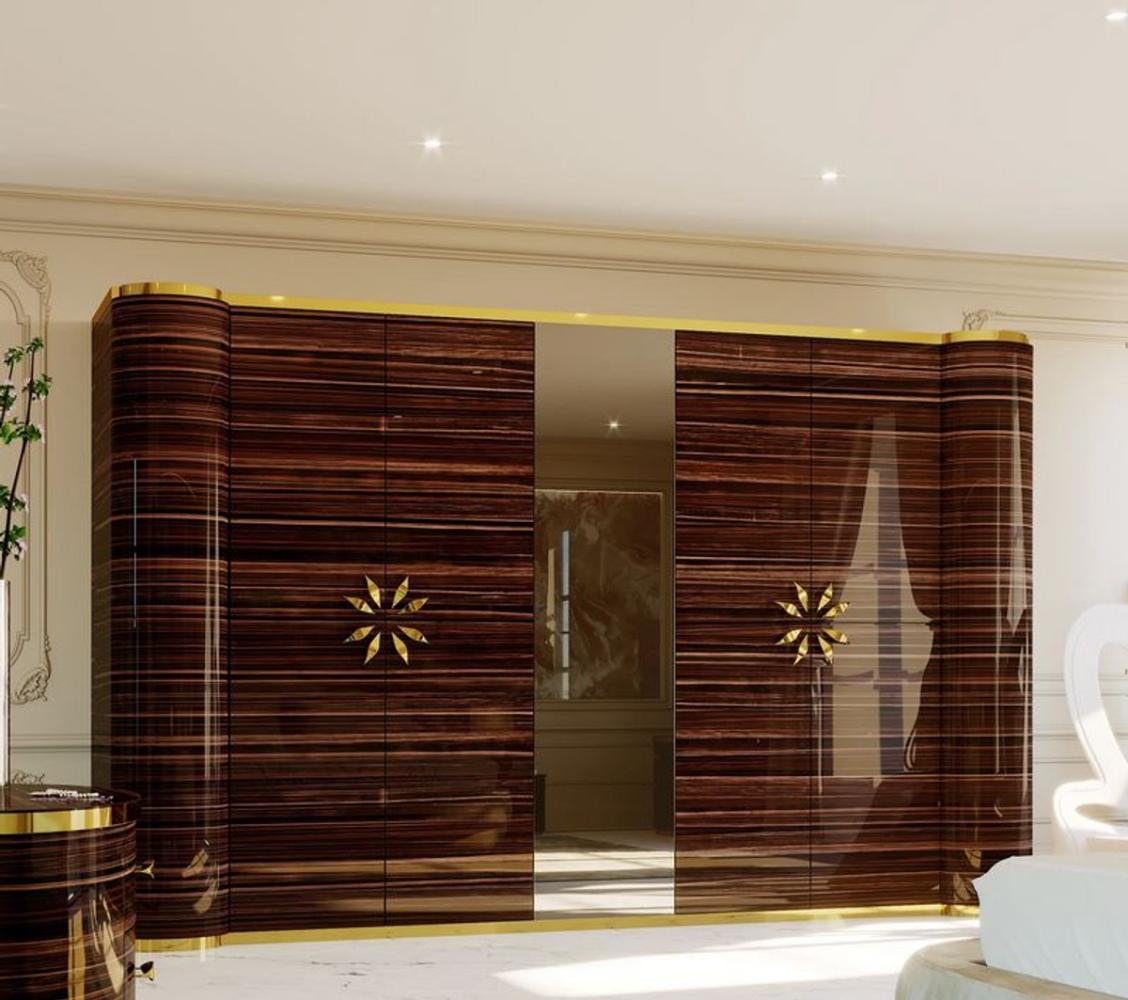 Casa Padrino Luxus Designer Schlafzimmerschrank Hochglanz Braun / Gold 285 x 62 x H. 250 cm - Edler Massivholz Kleiderschrank mit 4 Türen - Hotel Möbel - Luxus Qualität - Made in Italy Bild 1