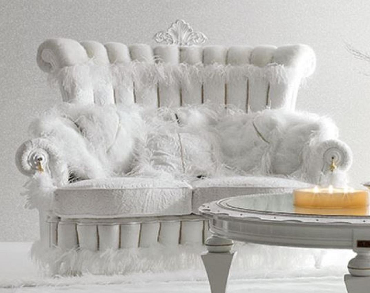 Casa Padrino Luxus Barock Sofa Weiß / Gold - Prunkvolles Wohnzimmer Sofa im Barockstil - Barock Wohnzimmer Möbel - Barock Schloß Möbel - Erstklassische Qualität - Made in Italy Bild 1
