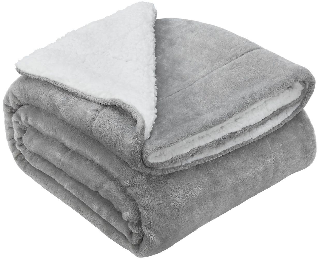 Juskys Fleecedecke 150x200 cm mit Sherpa - flauschig, warm, waschbar - Decke für Bett und Couch - Tagesdecke, Kuscheldecke Hellgrau Bild 1