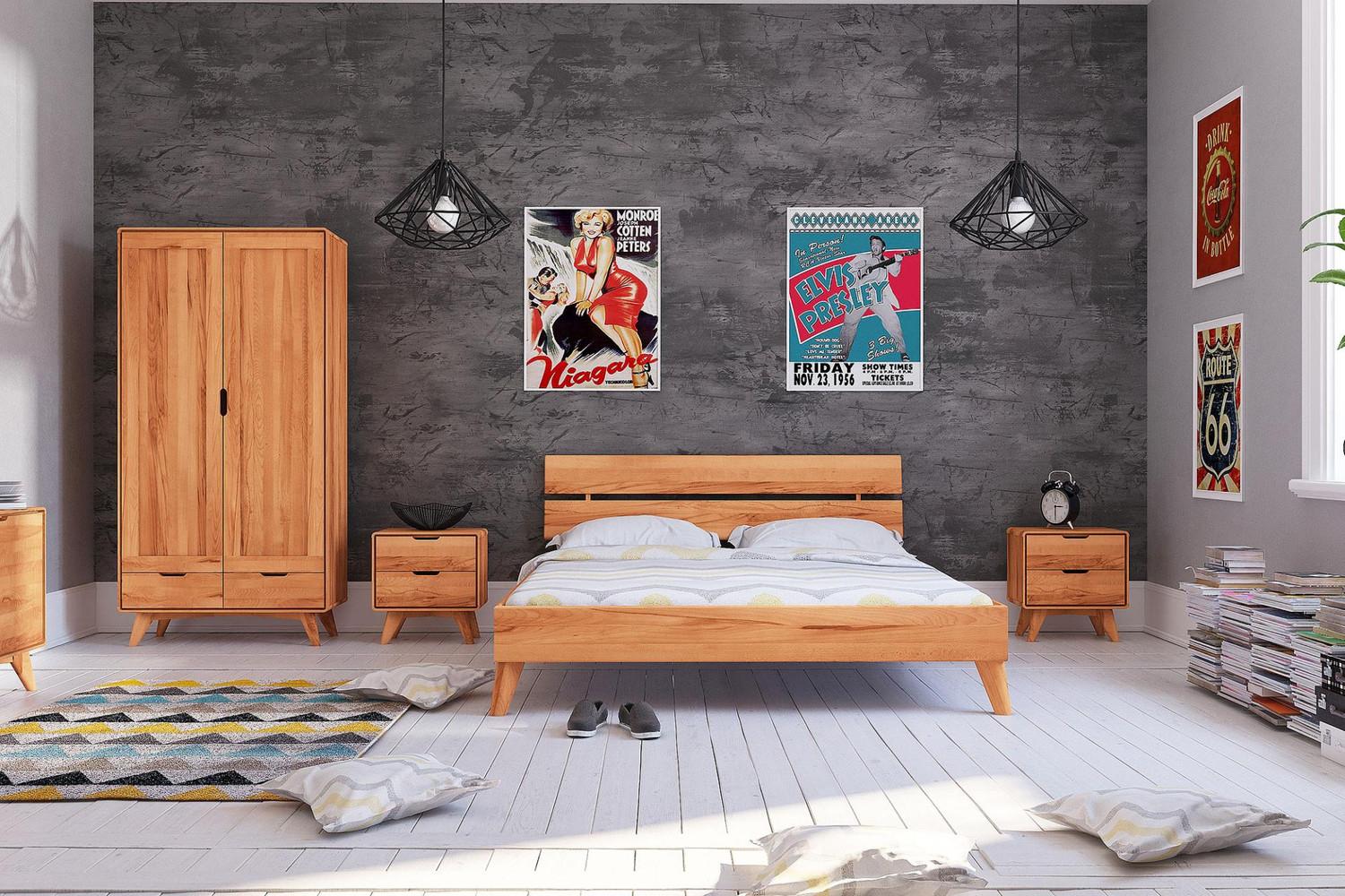Bett Gerg 2 aus Kernbuche massiv 120x200 cm mit Holzkopfteil und Holzbeinen Bild 1