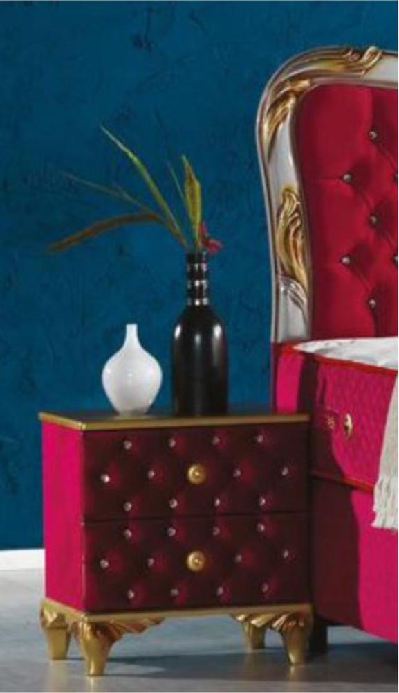 Casa Padrino Barock Nachttisch mit Glitzersteinen und 2 Schubladen Bordeauxrot / Gold 50 x 50 x H. 50 cm - Beistelltisch im Barockstil - Barock Schlafzimmer Möbel Bild 1