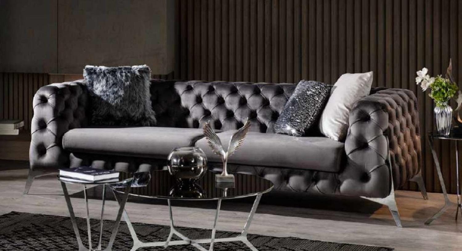 Casa Padrino Luxus Chesterfield Sofa Grau / Silber 240 x 100 x H. 72 cm Bild 1