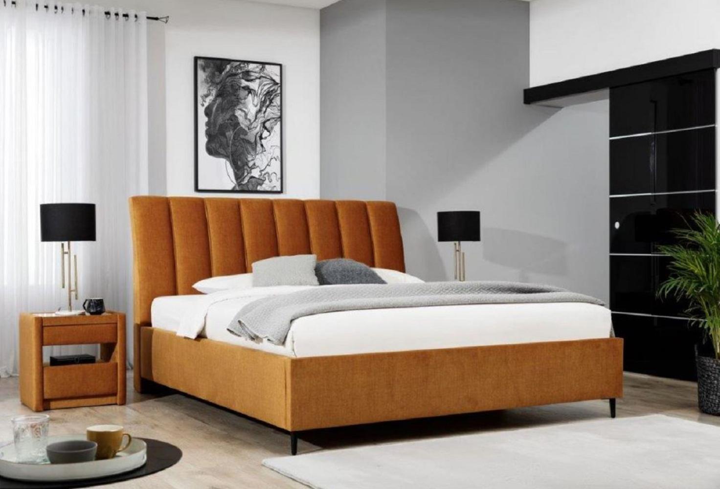 Casa Padrino Luxus Doppelbett Braun / Schwarz - Verschiedene Größen - Modernes Massivholz Bett mit Kopfteil - Moderne Schlafzimmer Möbel - Luxus Kollektion Bild 1