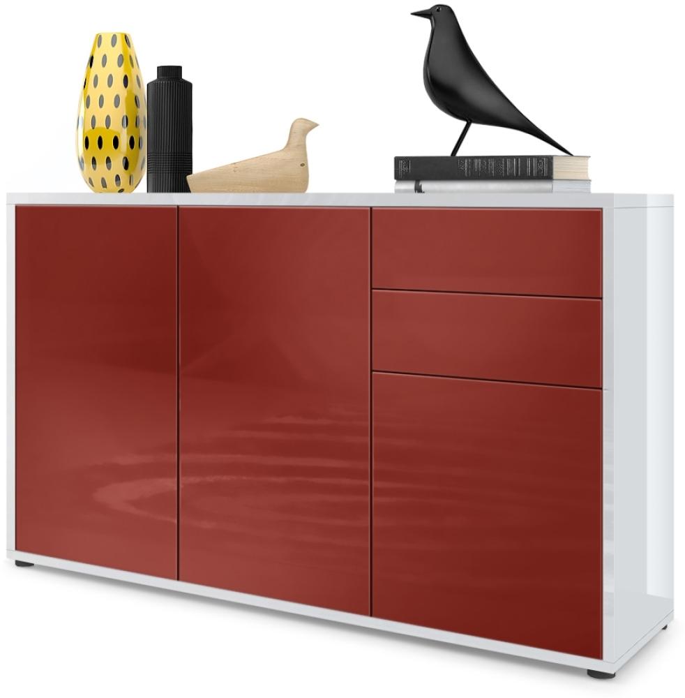 Vladon Sideboard Ben V3, Kommode mit 3 Türen und 2 Schubladen, Weiß Hochglanz/Bordeaux Hochglanz (117 x 74 x 36 cm) Bild 1