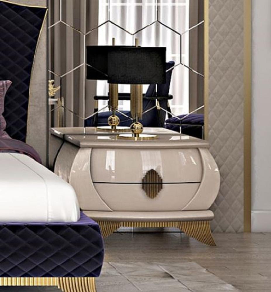 Casa Padrino Luxus Art Deco Nachtkommode Creme / Gold 75 x 50 x H. 55 cm - Eleganter Massivholz Nachttisch mit 2 Schubladen - Art Deco Schlafzimmer & Hotel Möbel - Luxus Kollektion Bild 1