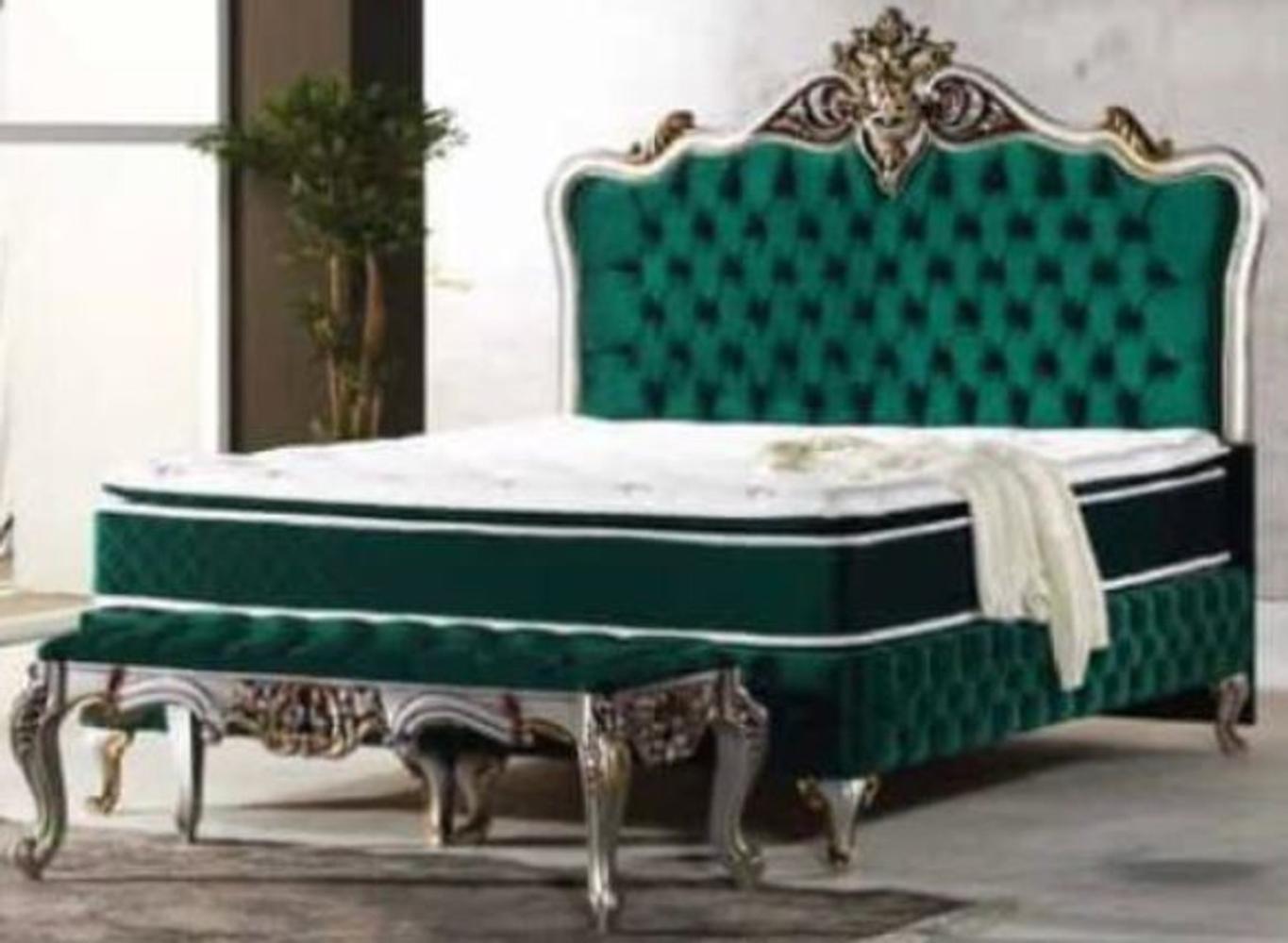 Casa Padrino Barock Doppelbett Grün / Silber / Antik Gold - Prunkvolles Bett mit Matratze - Barock Möbel Bild 1
