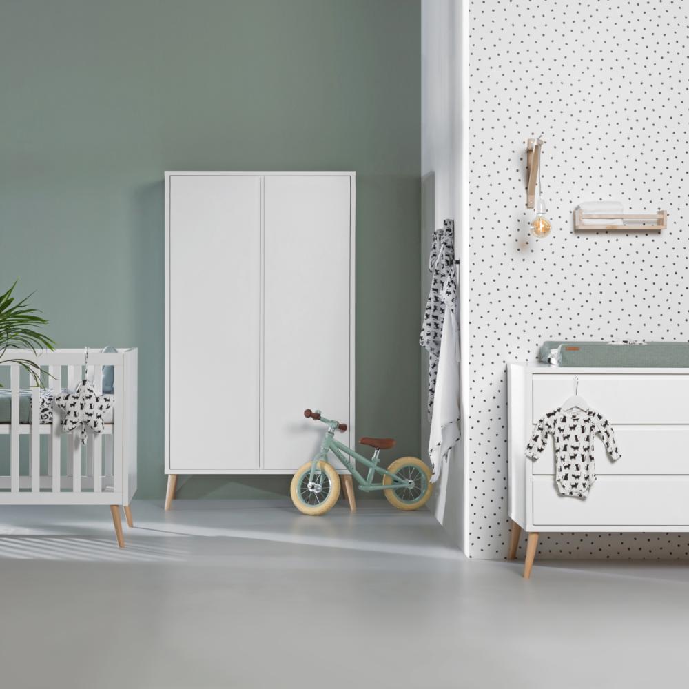 Europe Baby Sterre Babyzimmer Weiß | Bett 70 x 140 cm + Kommode Weiß Bild 1