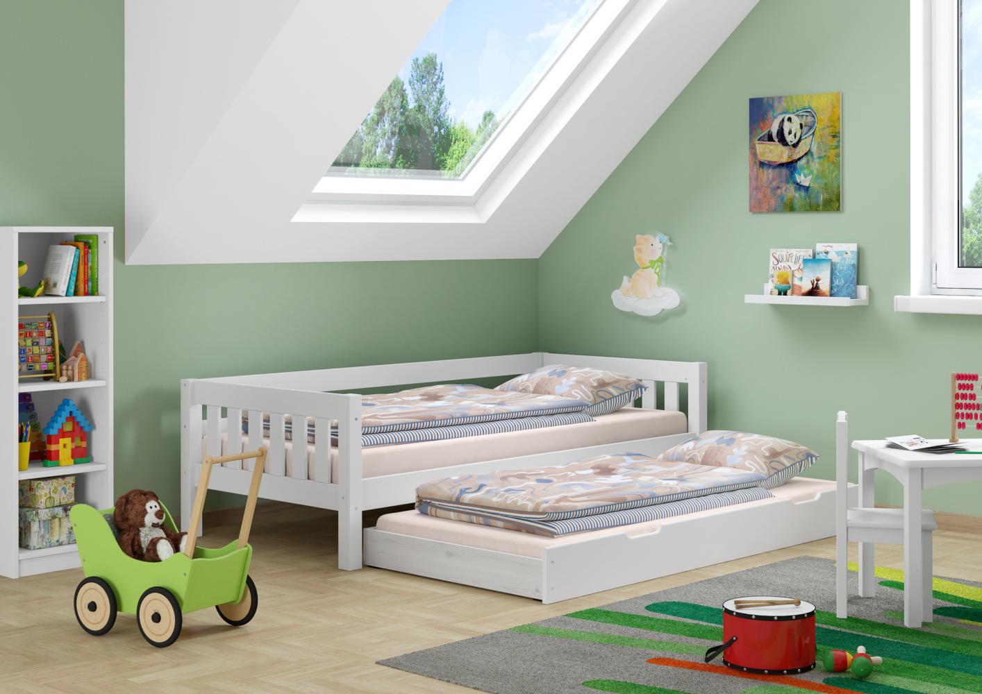 Gemütliches Kinderbett mit dreiseitiger Sicherung 90x200 cm Kiefer weiß V-60. 29-09WRollrost. Matratze und Gästebettkasten inkl. Bild 1