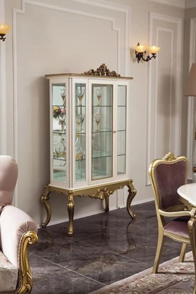 Casa Padrino Luxus Barock Vitrine Weiß / Gold 107 x 45 x H. 176 cm - Prunkvoller Vitrinenschrank mit Glastür und 3 Glasregalen - Barock Möbel Bild 1