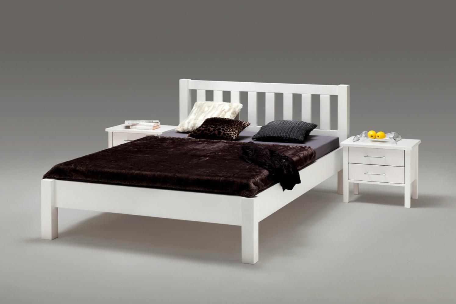 'Ben' Bett aus massiver Buche, weiß, 180x200 cm Bild 1