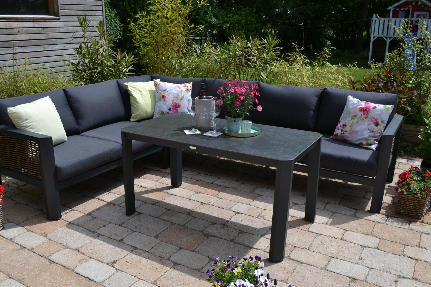 Gartenmöbel Ecklounge Calgary 223 x 289cm + Tisch 130 x 70 - Tischplatte schwarz marmoriert Bild 1