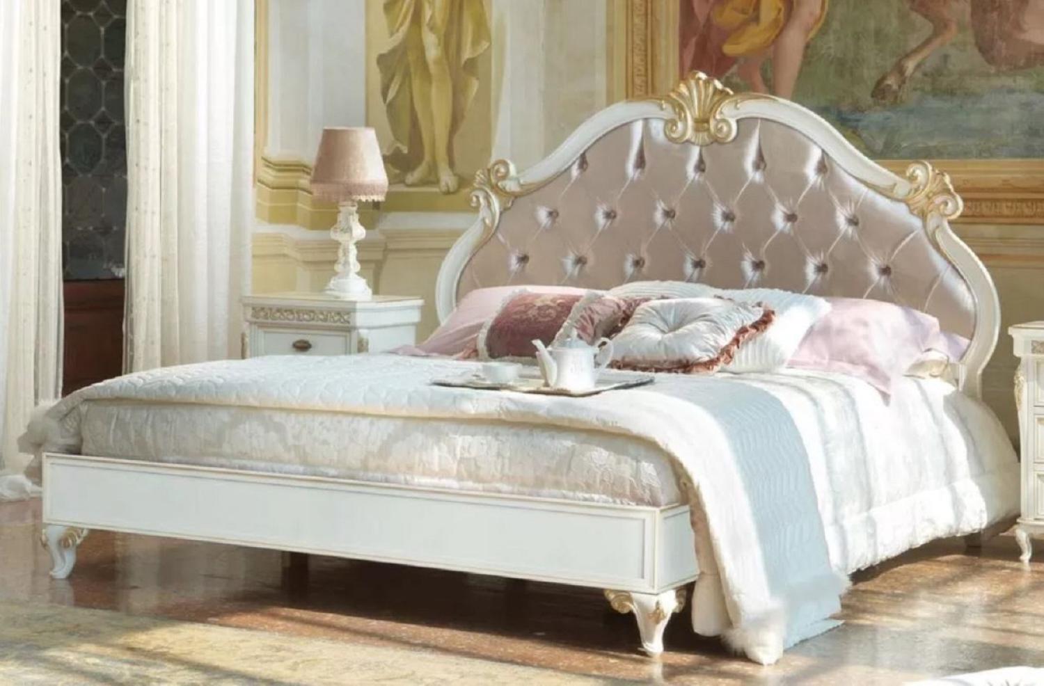 Casa Padrino Luxus Barock Doppelbett Rosa / Weiß / Gold - Prunkvolles Massivholz Bett - Barock Schlafzimmer Möbel - Luxus Qualität - Made in Italy Bild 1