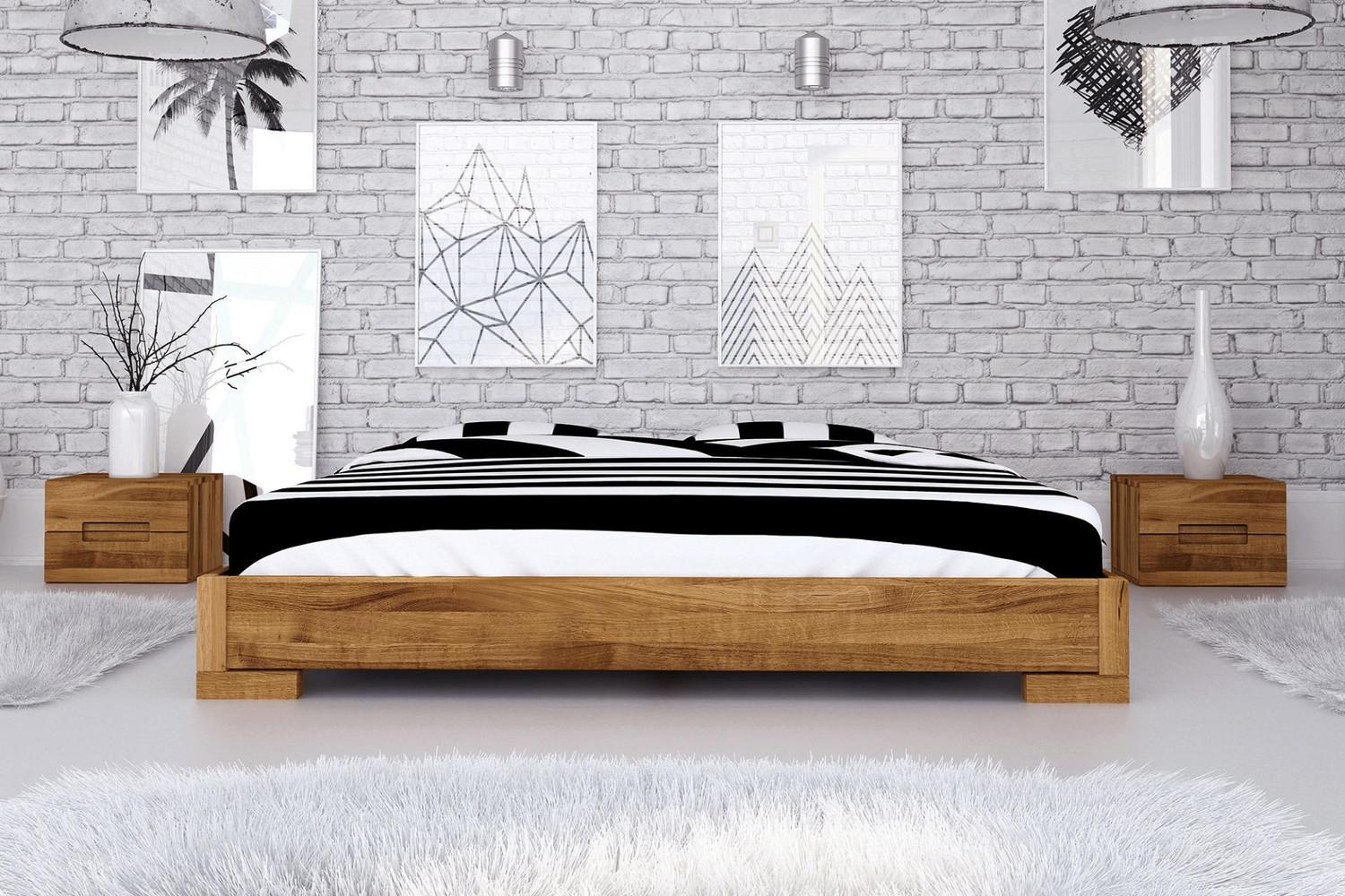 Bett Bento 2 Sonderlänge 200x190 Wildeiche massiv ohne Kopfteil mit Holzbeinen Bild 1