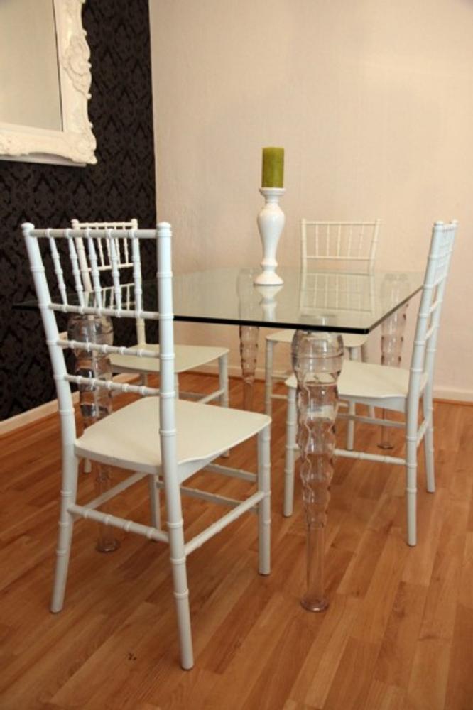 Designer Acryl Esszimmer Set - Ghost Chair Table - Polycarbonat Möbel - 1 Tisch + 4 Stühle - Casa Padrino Designer Möbel Weiß - Casa Padrino Designer Möbel Bild 1