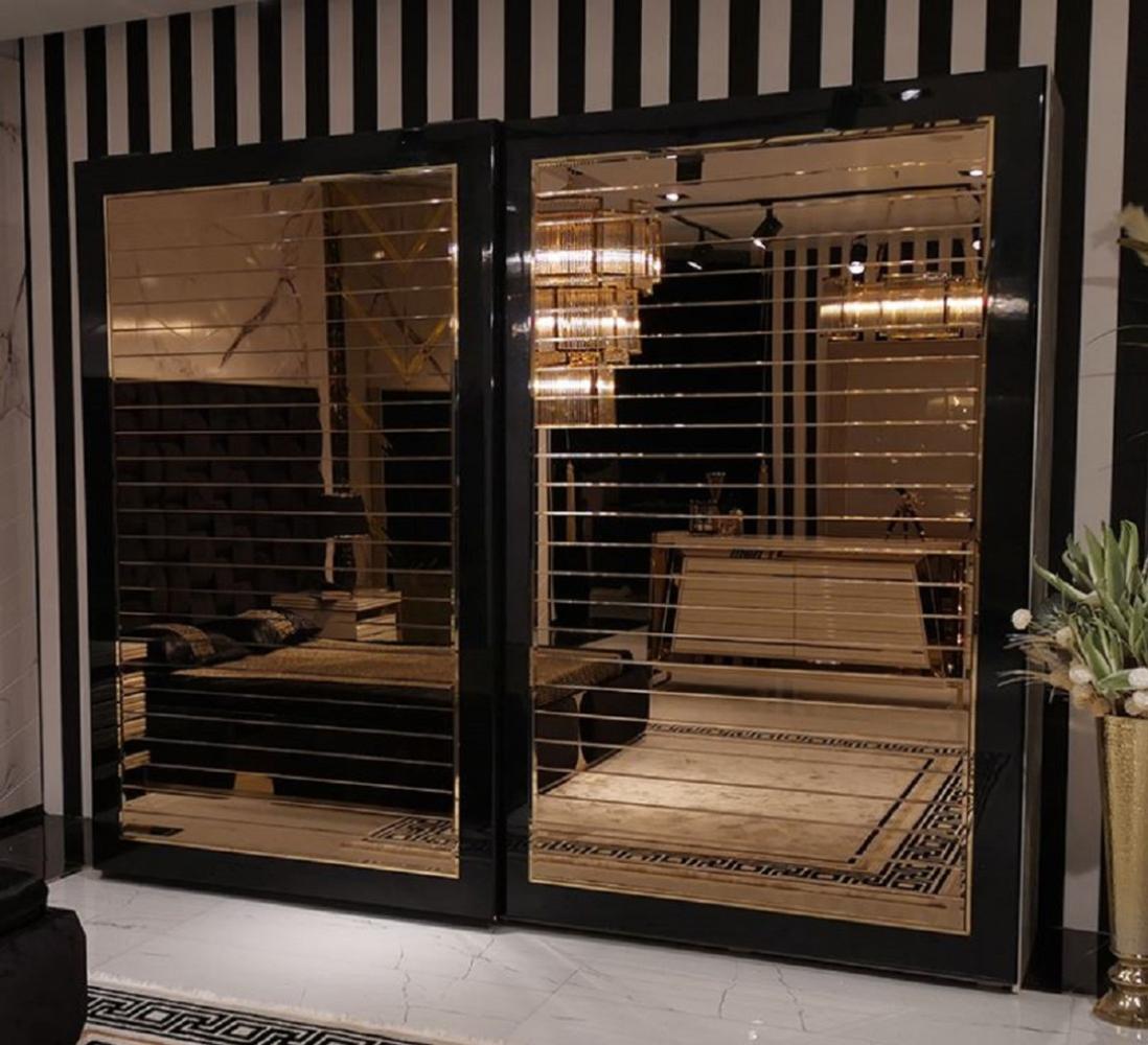 Casa Padrino Luxus Schlafzimmerschrank Beige / Schwarz / Gold - Moderner verspiegelter Kleiderschrank mit 2 Schiebetüren - Luxus Schlafzimmer & Hotel Möbel Bild 1