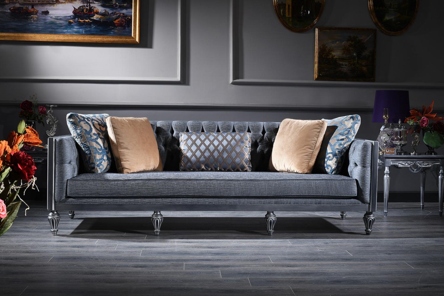 Casa Padrino Luxus Barock Wohnzimmer Set Blau / Beige / Silber - 2 Sofas & 2 Sessel & Couchtisch - Barock Wohnzimmermöbel Bild 1