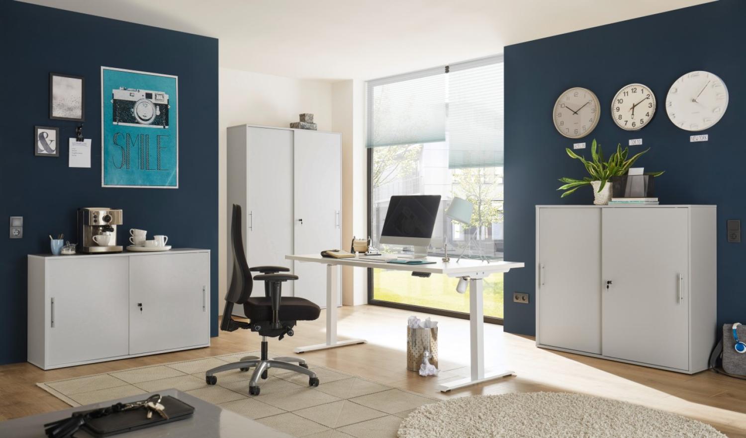 Büromöbel Shove Pronto komplett Set 4 teilig in Grau mit elektrisch höhenverstellbaren Schreibtisch und drei verschieden großen, abschließbaren Aktenschränken - MD111001 Bild 1