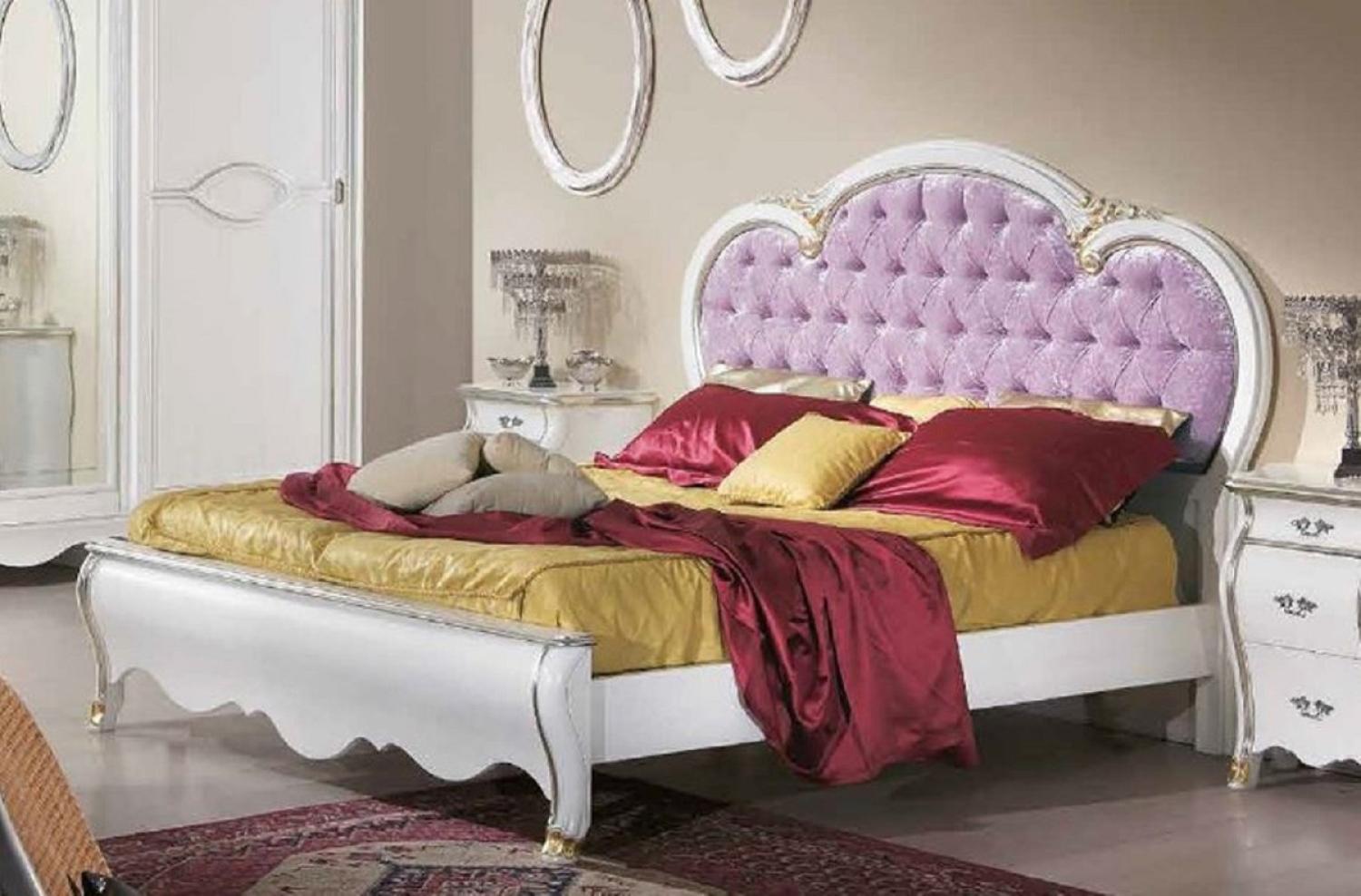 Casa Padrino Luxus Barock Doppelbett Lila / Weiß / Gold - Prunkvolles Massivholz Bett im Barockstil - Barock Schlafzimmer & Hotel Möbel - Luxus Qualität - Made in Italy Bild 1