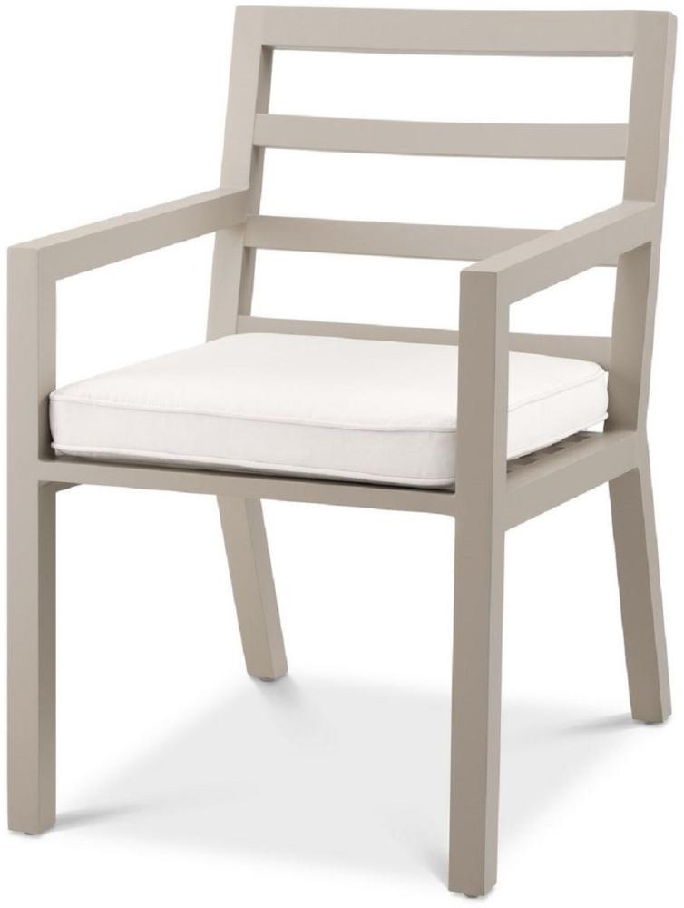 Casa Padrino Luxus Esszimmerstuhl mit Armlehnen Sandfarben / Weiß 56 x 66,5 x H. 87 cm - Wetterbeständiger Aluminium Stuhl mit Sitzkissen - Garten Terrassen Stuhl - Luxus Qualität Bild 1