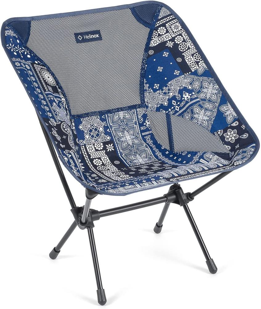 Helinox Chair One | Der originalstuhl bleibt die ultimative Kombination aus Komfort, leichtgewichtiger verstaubarkeit und ausgeklügeltem Design (Blue Bandanna Quilt) Bild 1