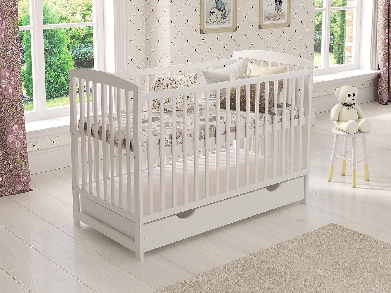 Weiß Babybett Gitterbett mit Schublade 120 x 60 + Schaumstoffmatratze + Sicherheitsgitter aus Holz + Schutzhülle Bild 1
