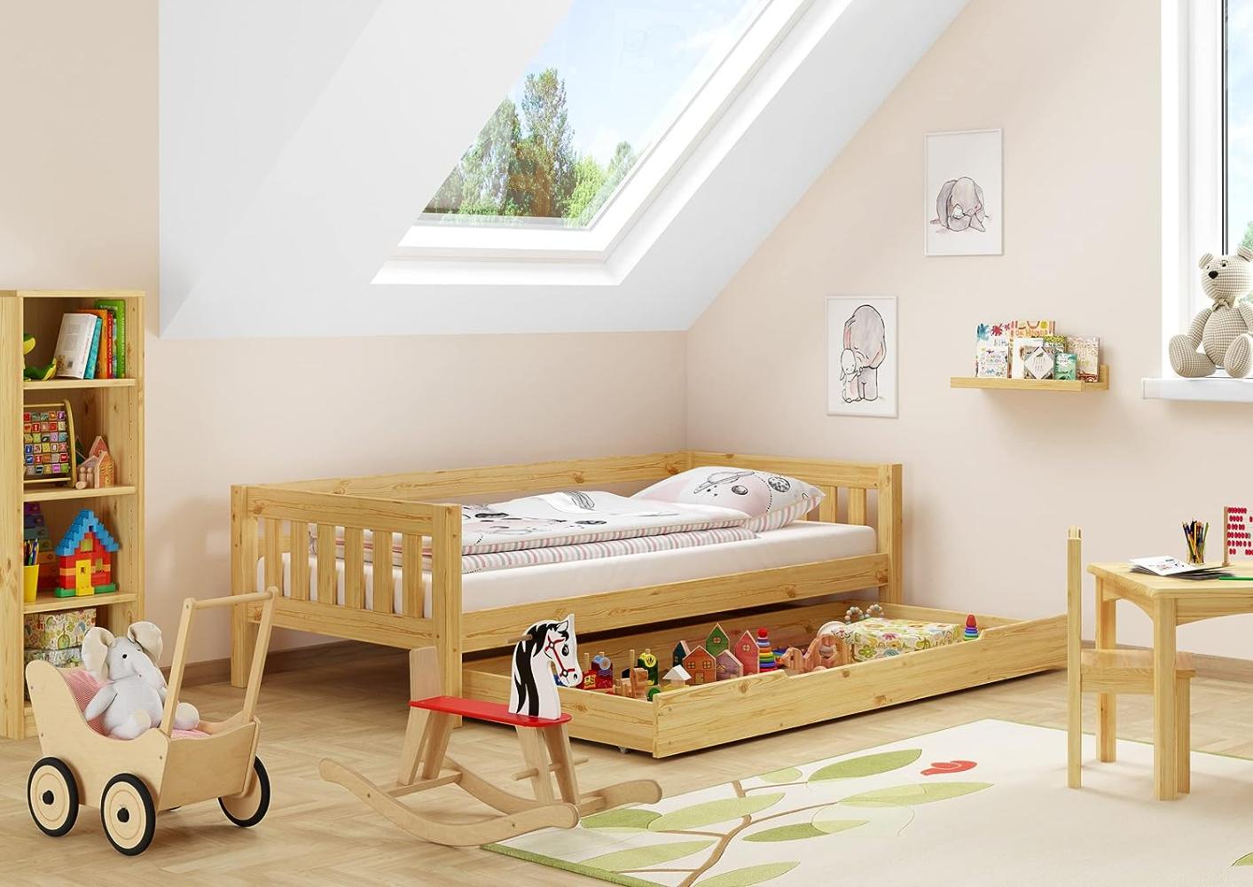 Gemütliches Kinderbett mit dreiseitiger Sicherung 90x200 cm Kiefer V-60. 29-09Rollrost und Bettkasten inkl. Bild 1