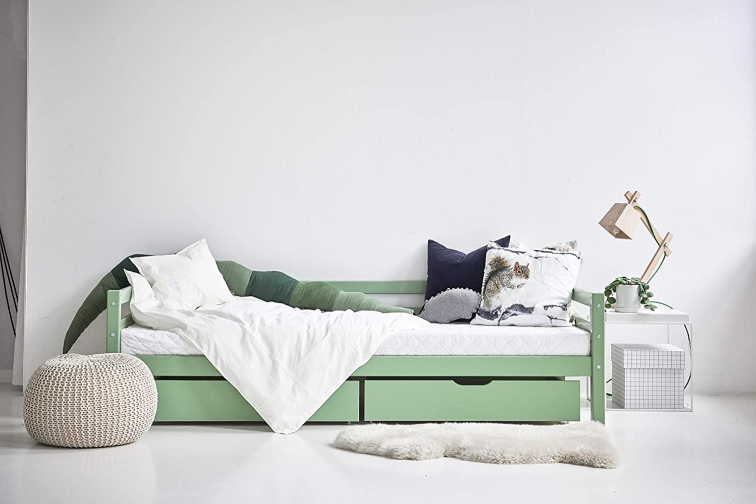 Hoppekids 'BASIC My Color' Einzelbett 90×200 cm, Grün, inkl. Rollrost, mit Rückenleiste, nachhaltig Bild 1