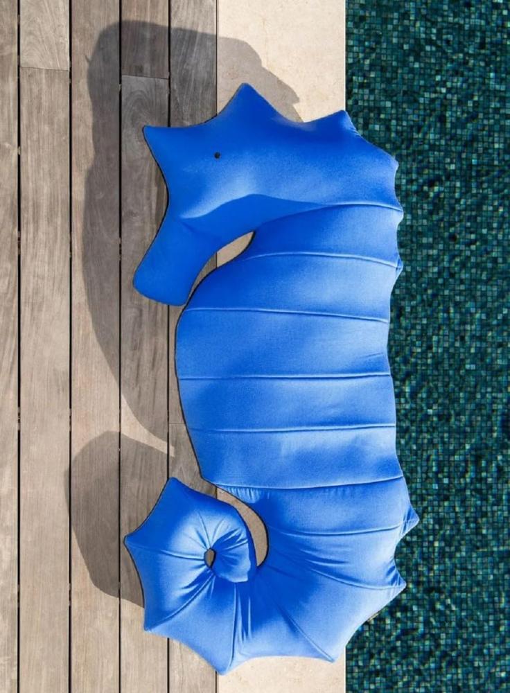 Casa Padrino Luxus Sitzsack Seepferdchen Blau 170 x 70 x H. 35 cm - Schwimmender Sitzsack - Handgefertigtes Sitzkissen - Garten Deko - Terrassen Deko - Pool Deko - Luxus Accessoires Bild 1