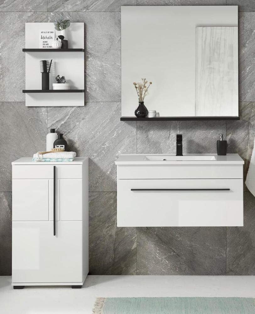 Badmöbel Set 5-teilig Design-D mit Waschbecken in Hochglanz weiß 135 x 200 cm, mit Waschbecken Bild 1