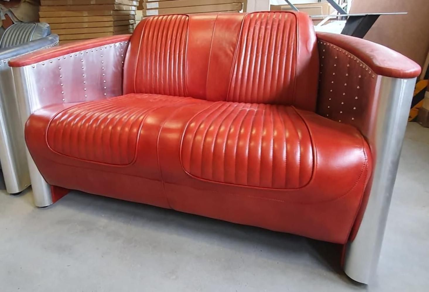 Casa Padrino Luxus Art Deco Leder Sofa Rot / Silber 172 x 70 x H. 82 cm - Aluminium Wohnzimmer Sofa mit Echtleder - Aluminium Flugzeug Flieger Sofa Möbel Bild 1