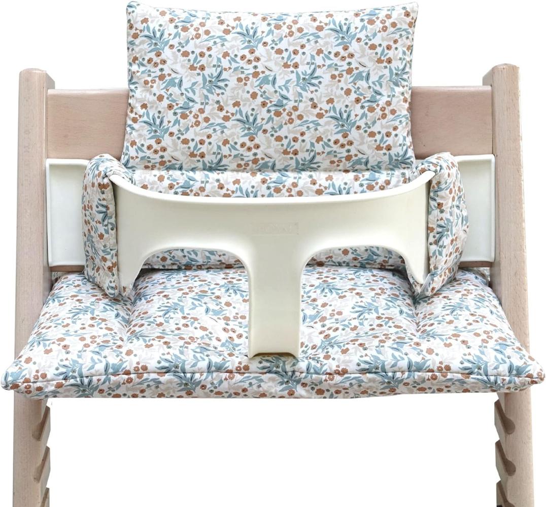 Blausberg Baby, hochwertiges Sitzkissen für Stokke 'Tripp Trapp' Hochstuhl, beschichtet, 2-teilig, Blumenweise Blau Bild 1
