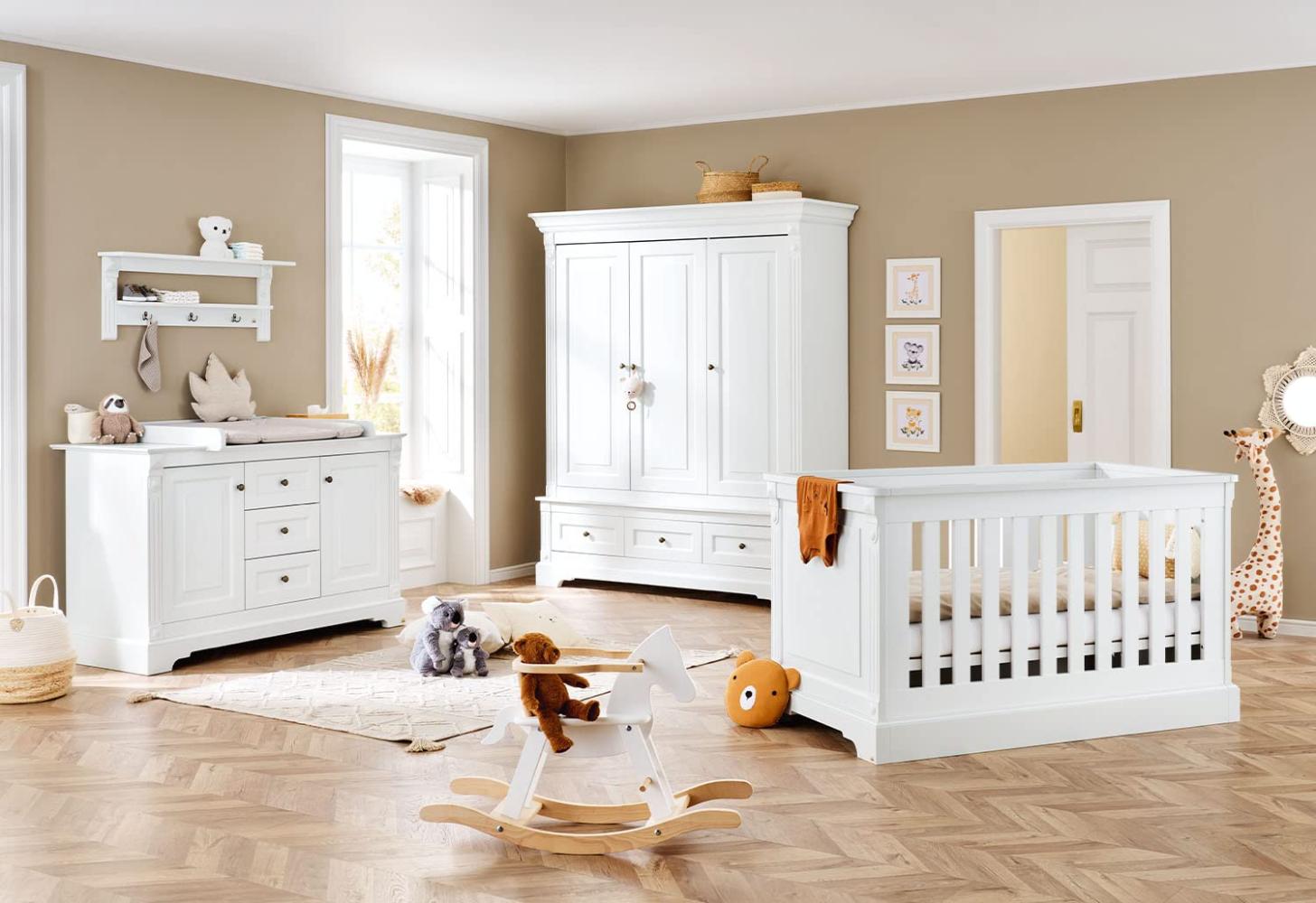 Pinolino 'Emilia' 3-tlg. Babyzimmer-Set weiß, breit, 3-türig Bild 1