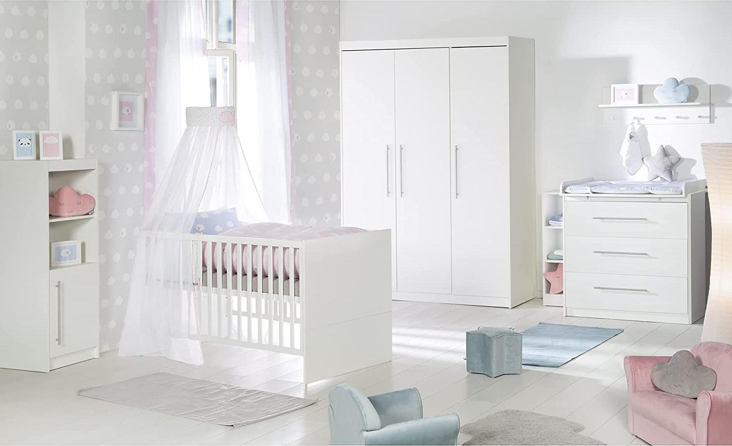 Roba 'Maren' 2-tlg. Babyzimmerset, weiß, aus Babybett 70x140 cm und Wickelkommode Bild 1