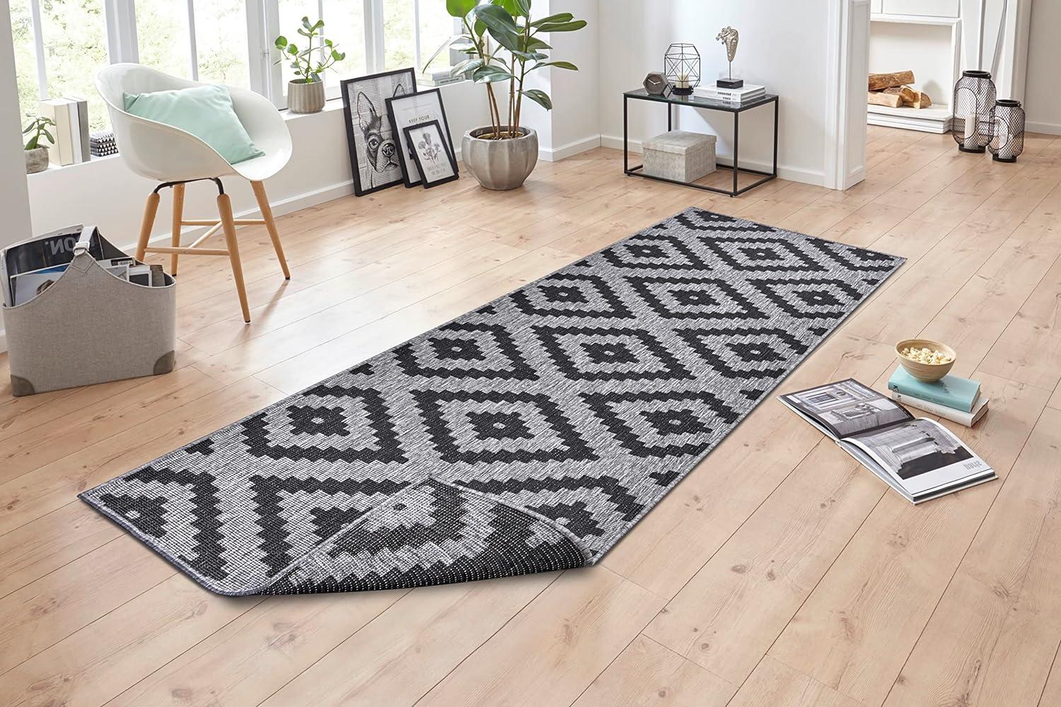 NORTHRUGS In- und Outdoor Teppich Malta 80x250cm - Wendeteppich Wetterfest Modernes Geometrisches Muster Teppich für Balkon Terrasse Garten Wintergarten Wohnzimmerteppich Wasserfest in Night Silver Bild 1