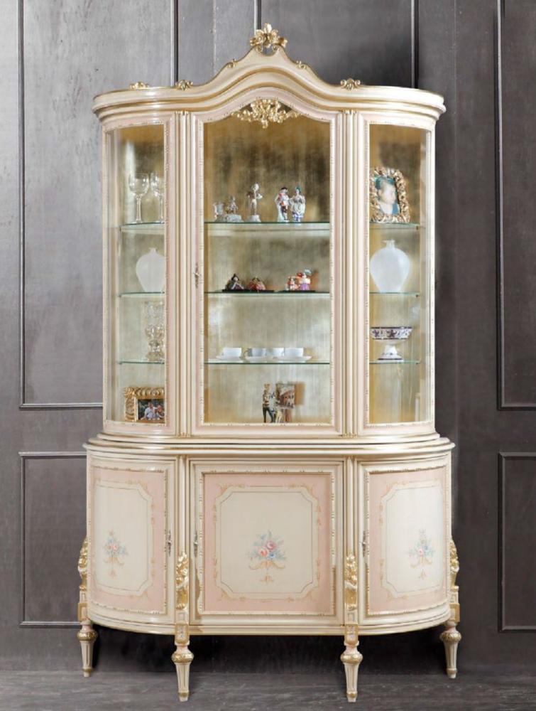 Casa Padrino Luxus Barock Vitrine Cremefarben / Rosa / Mehrfarbig / Gold - Handgefertigter Vitrinenschrank mit 4 Türen - Prunkvolle Barock Möbel - Luxus Qualität - Made in Italy Bild 1
