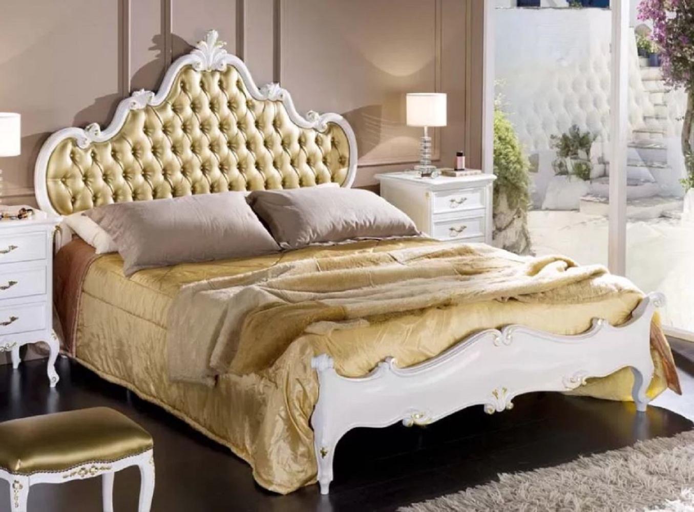 Casa Padrino Luxus Barock Doppelbett Gold / Weiß - Prunkvolles Massivholz Bett - Barock Schlafzimmer Möbel - Luxus Qualität - Made in Italy Bild 1
