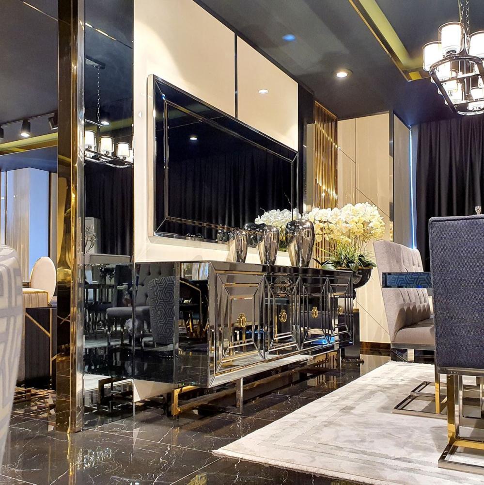 Casa Padrino Luxus Möbel Set Sideboard mit Spiegel Silber / Gold - Verspiegelter Massivholz Schrank mit elegantem Wandspiegel - Verspiegelte Luxus Möbel Bild 1