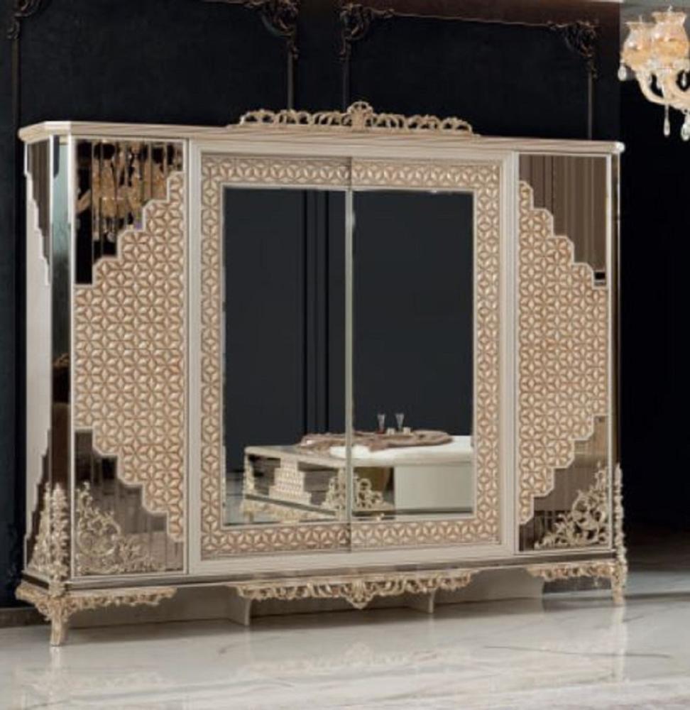 Casa Padrino Luxus Barock Schlafzimmerschrank Weiß / Gold - Prunkvoller Massivholz Kleiderschrank im Barockstil - Barock Schlafzimmer Möbel Bild 1