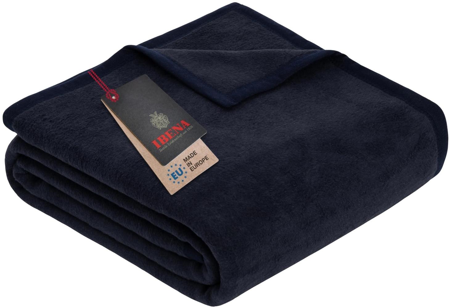 Ibena Porto Decke 150x200 cm – Baumwollmix weich, warm & waschbar, Kuscheldecke dunkelblau einfarbig Bild 1