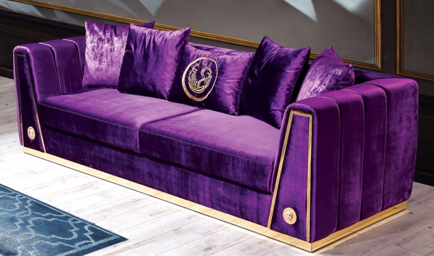 Casa Padrino Luxus Couch Lila / Gold 260 x 90 x H. 76 cm - Edles Wohnzimmer Sofa mit dekorativen Kissen - Luxus Möbel Bild 1