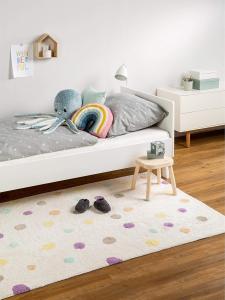 benuta Kinderteppich Bambini Dots, Baumwolle, Beige, 120 x 180. 0 x 2 cm