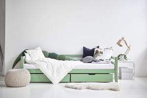 Hoppekids 'BASIC My Color' Einzelbett 90×200 cm, Grün, inkl. Rollrost, mit Rückenleiste, nachhaltig