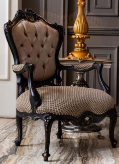Casa Padrino Luxus Barock Sessel Beige / Schwarz - Prunkvoller Wohnzimmer Sessel - Barock Wohnzimmer Möbel