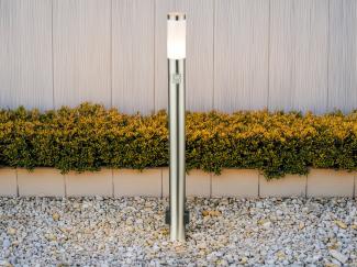 LED Wegeleuchte mit Bewegungsmelder & Steckdosen in Silber, H 110cm