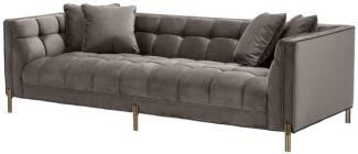 Casa Padrino Luxus Samt Sofa mit 4 Kissen Grau / Messingfarben 231 x 95 x H. 68 cm