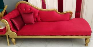 Casa Padrino Luxus Barock Chaiselongue Rot / Gold - Handgefertigte Massivholz Recamiere mit edlem Samtstoff und Glitzersteinen - Barock Möbel - Edel & Prunkvoll