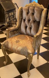 Casa Padrino Luxus Barock Esszimmerstuhl mit Armlehnen Silbergrau / Gold - Prunkvoller Massivholz Stuhl im Barockstil - Barock Esszimmer Möbel