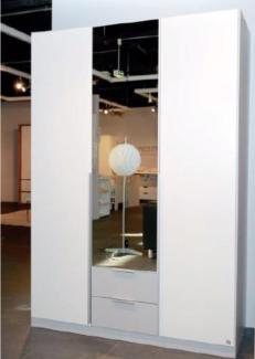 Rauch 'Texas' Kleiderschrank, Drehtürenschrank 3-türig, Grau / Weiß, mit Spiegel, ca. 136 cm